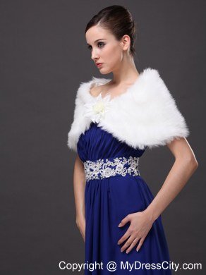 High Quality Faux Fur Special Occasion / Wedding Shawl In Ivory With V-neck